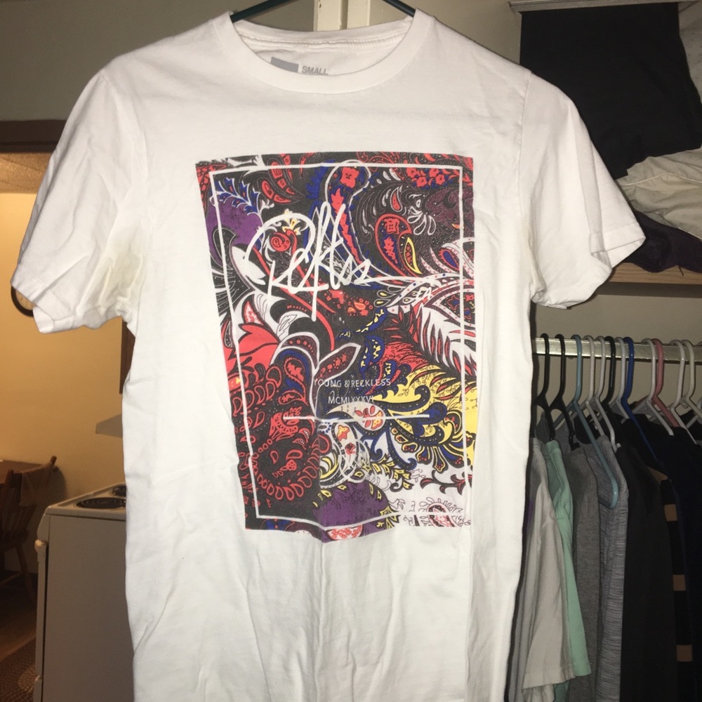 men’s tee